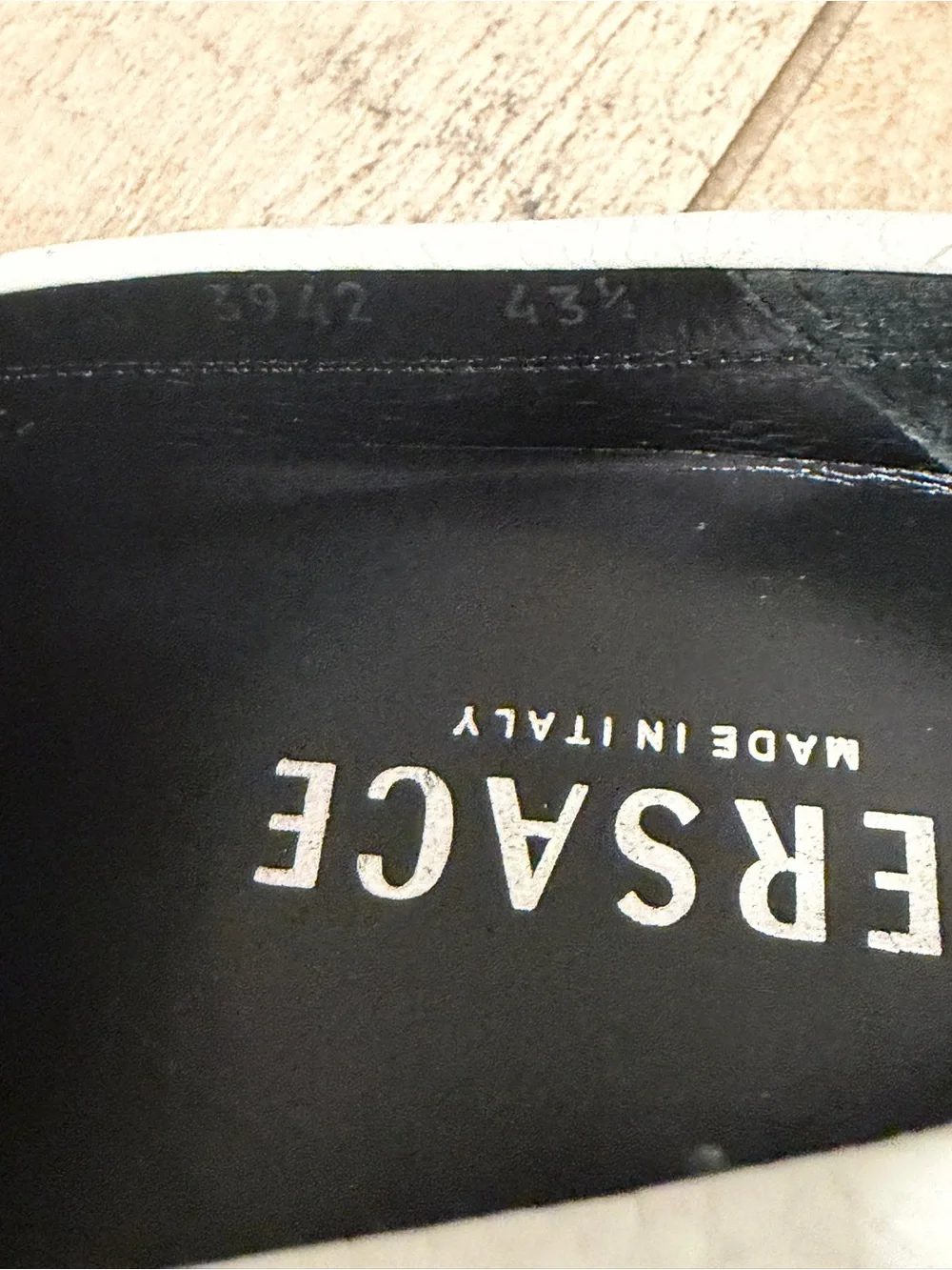 Versace Medusa White Pebbled Leather Slip-On Loafers Men’s US 10.5 EU 43.5
